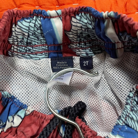 Boys 2T Swim Bundle - Picture 13 of 16